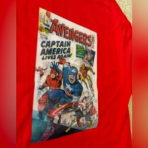 MARVEL X DISNEY100 AVENGERS MICKEY ‘WHAT IF’ COMIC TEE LENTICULAR IMAGE T-SHIRT